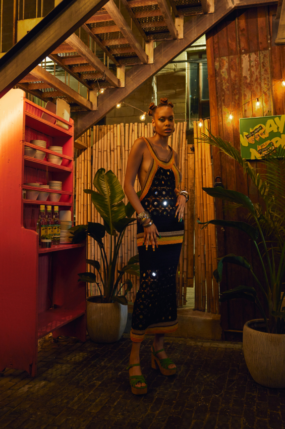 SANTANAE LUZIGE - PORTFOLIO - ADVERTISING